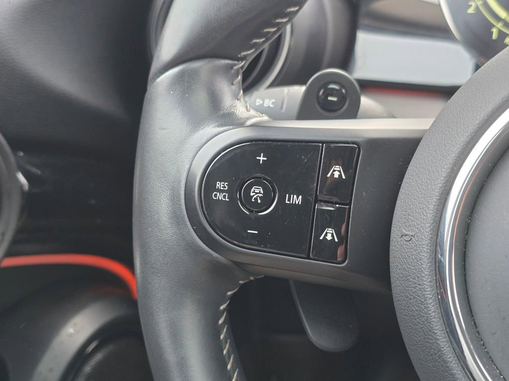 Used 2022 MINI Cooper S w/ Premium Package image 35