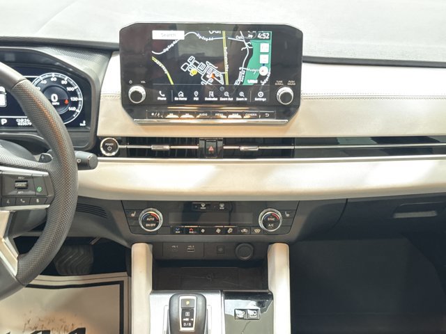Used 2023 Mitsubishi Outlander SEL AWD/4WD image 24