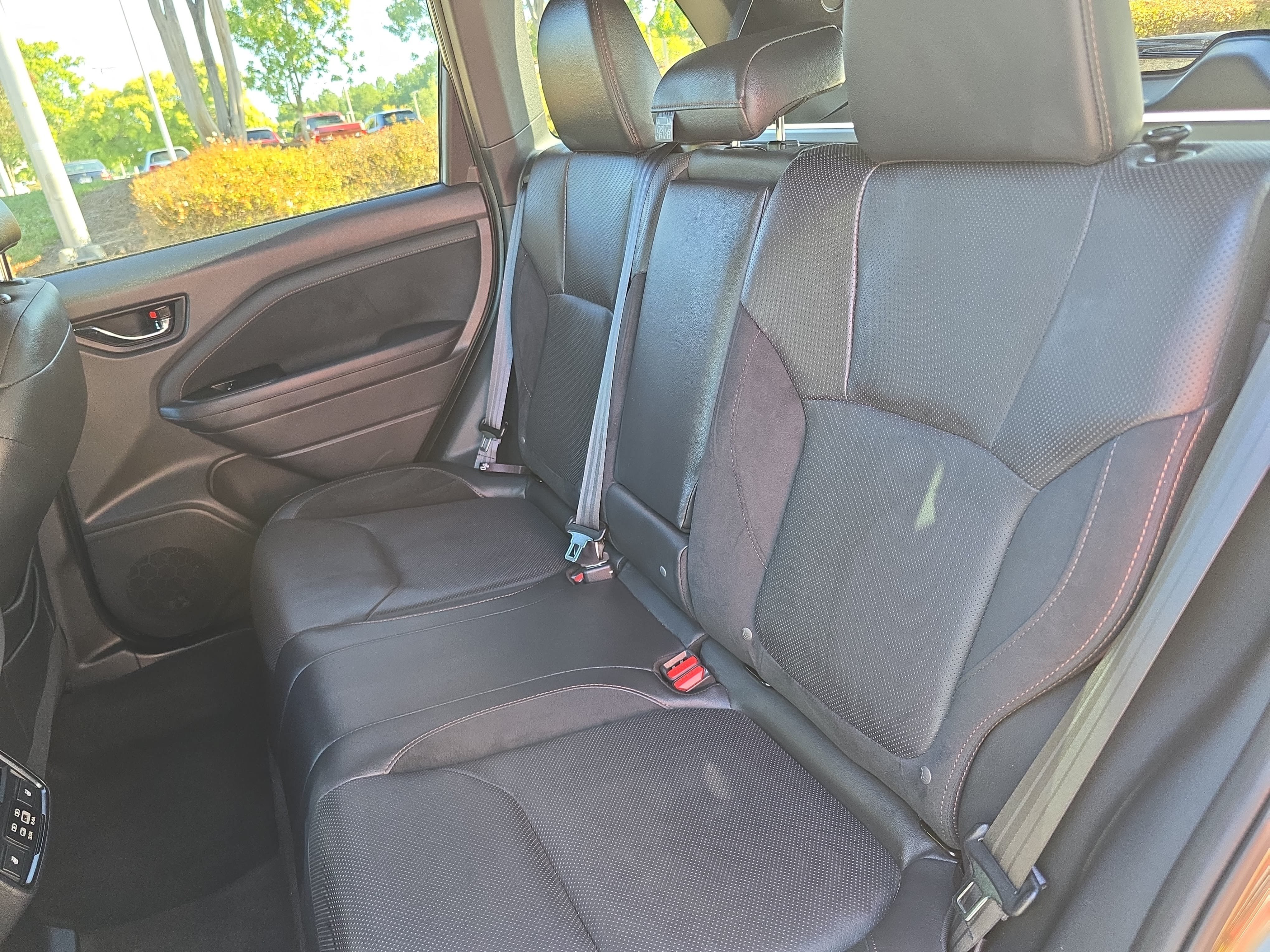 Used 2025 Subaru Forester Touring AWD/4WD image 14