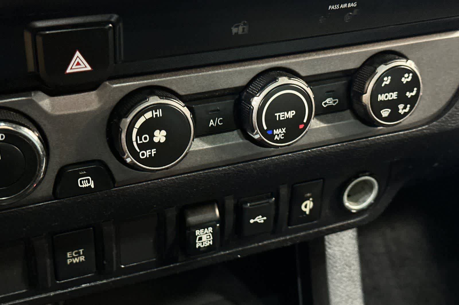 Used 2020 Toyota Tacoma TRD Off-Road image 24
