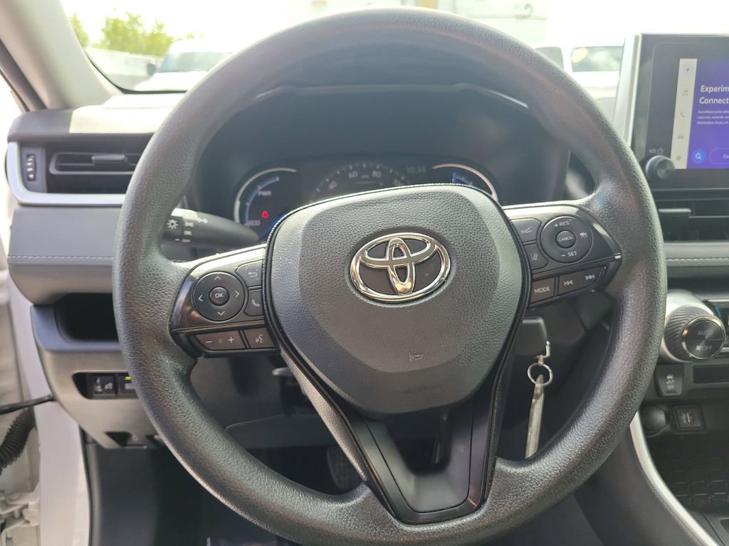 Certified 2024 Toyota RAV4 LE AWD/4WD image 26