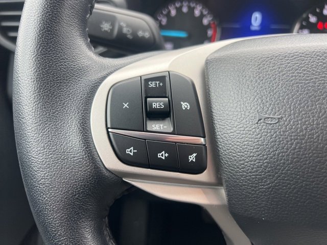 Certified 2023 Ford Explorer XLT w/ Class IV Trailer Tow Package image 9