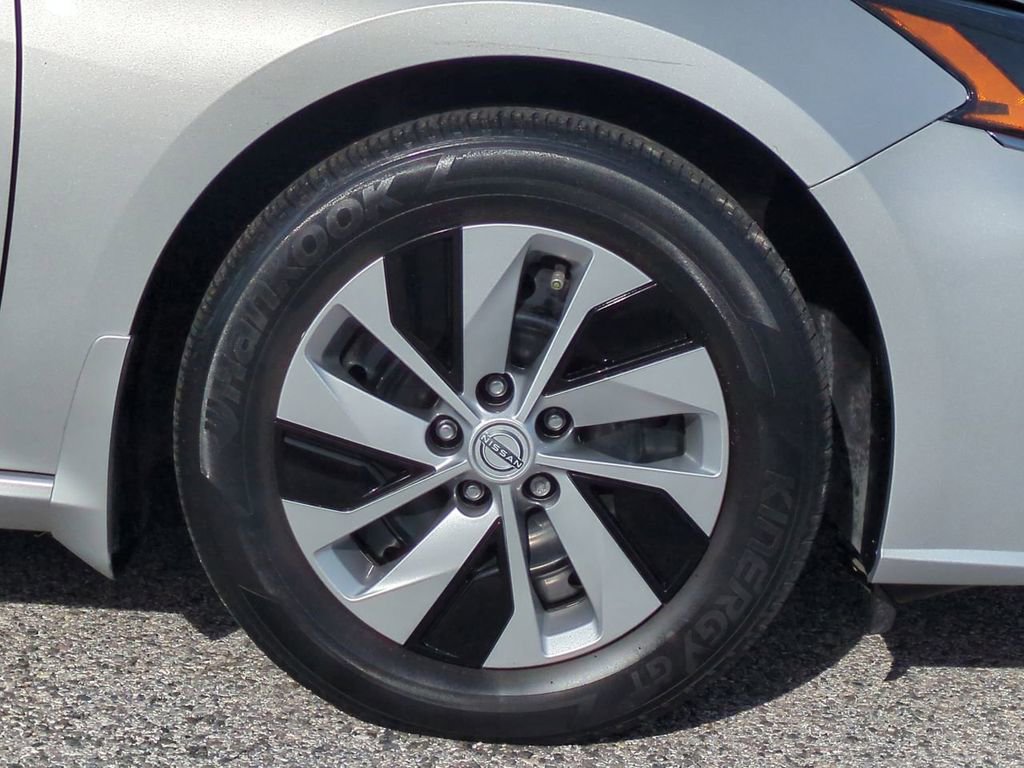 Used 2023 Nissan Altima 2.5 S image 11