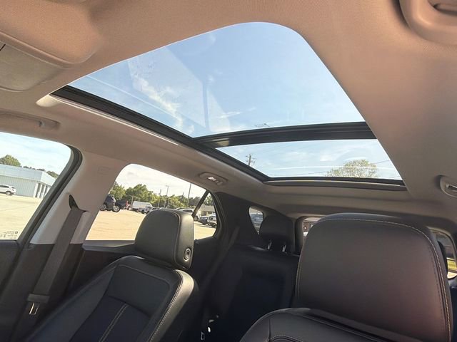 Used 2023 Chevrolet Equinox Premier image 34