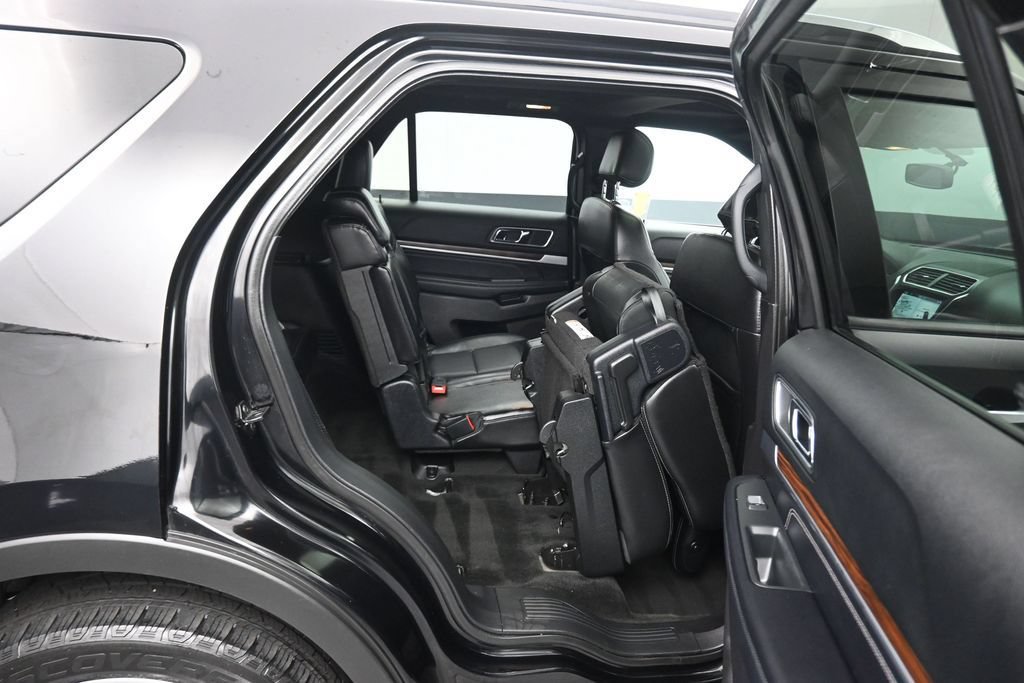 Used 2017 Ford Explorer Limited AWD/4WD image 47