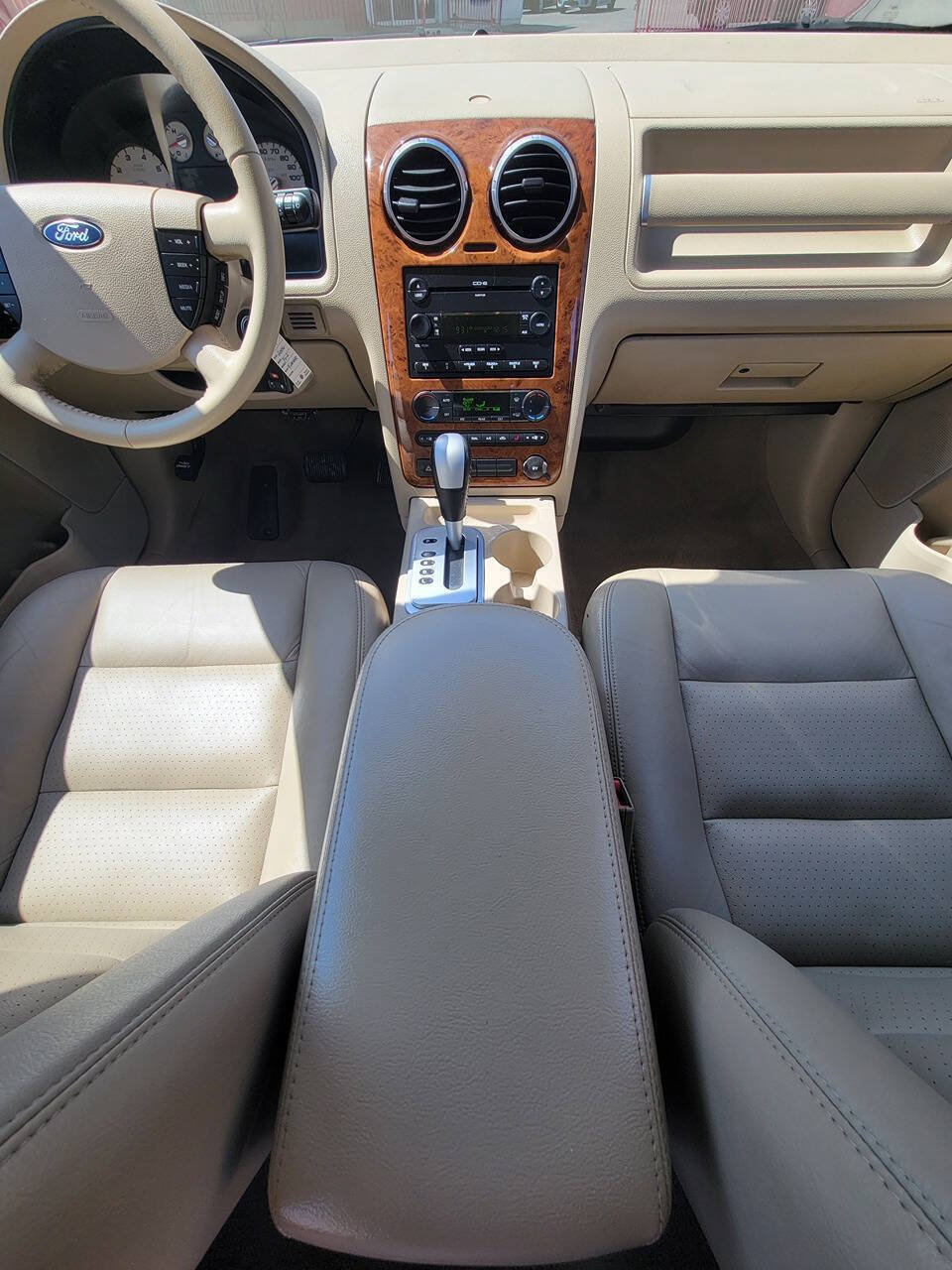 Used 2006 Ford Freestyle Limited AWD/4WD image 29