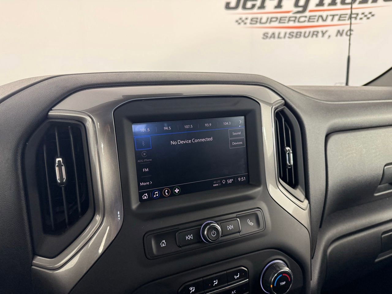 Used 2025 Chevrolet Silverado 3500 W/T AWD/4WD image 16