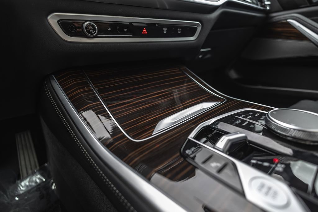 Used 2026 BMW X5 xDrive40i AWD/4WD image 18