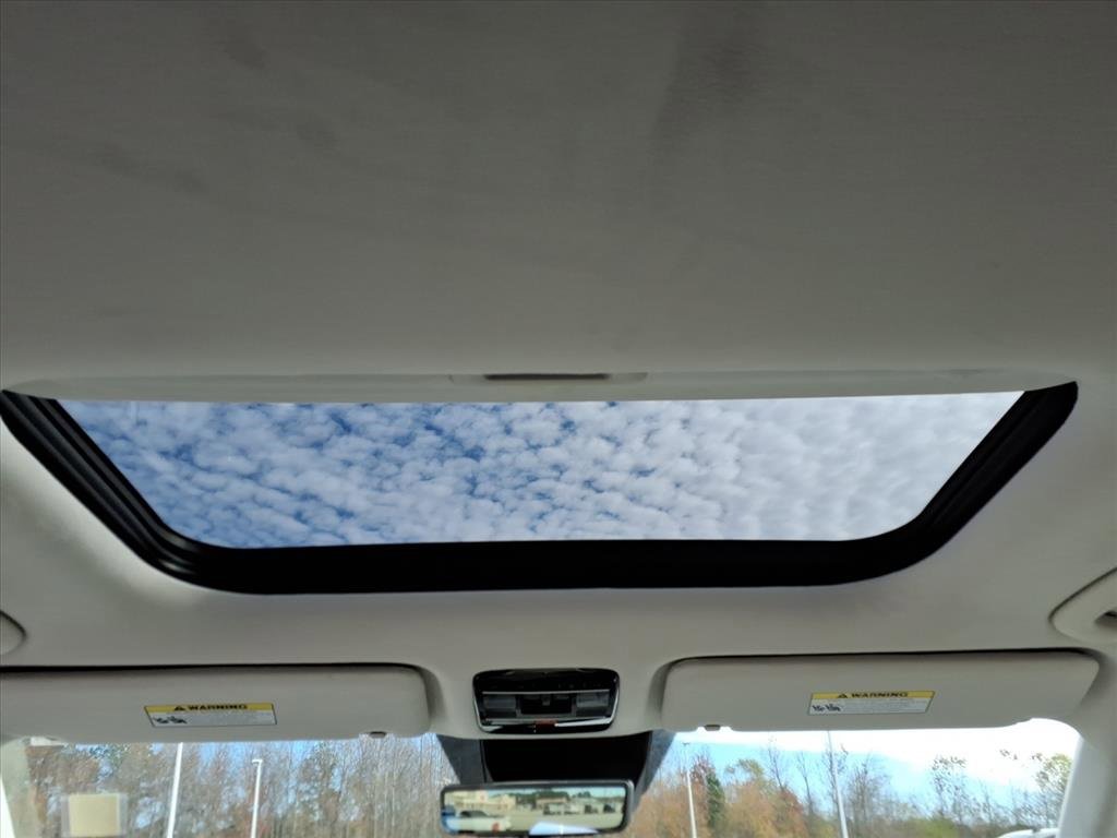 Used 2025 Hyundai Santa Fe Calligraphy image 9