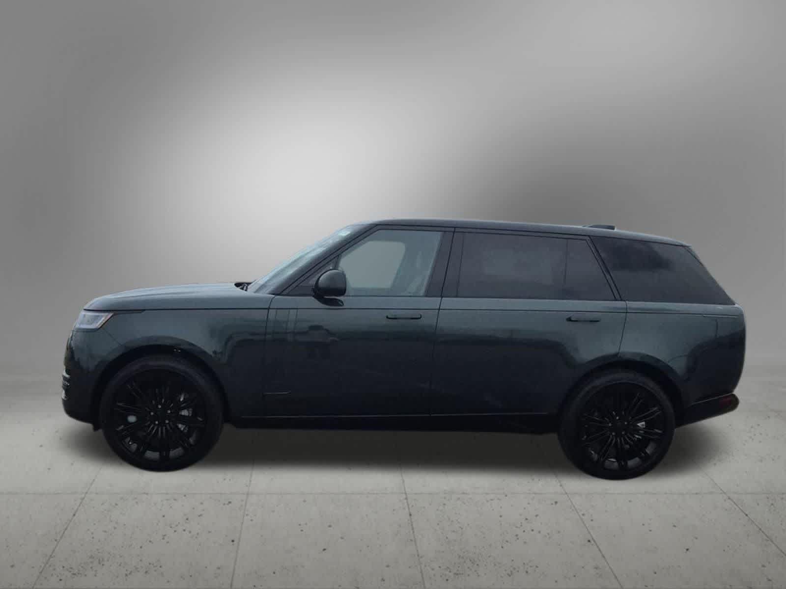 New 2026 Land Rover Range Rover Long Wheelbase SE AWD/4WD image 3