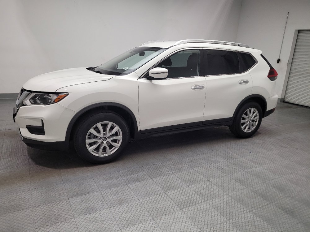 Used 2020 Nissan Rogue SV FWD image 2