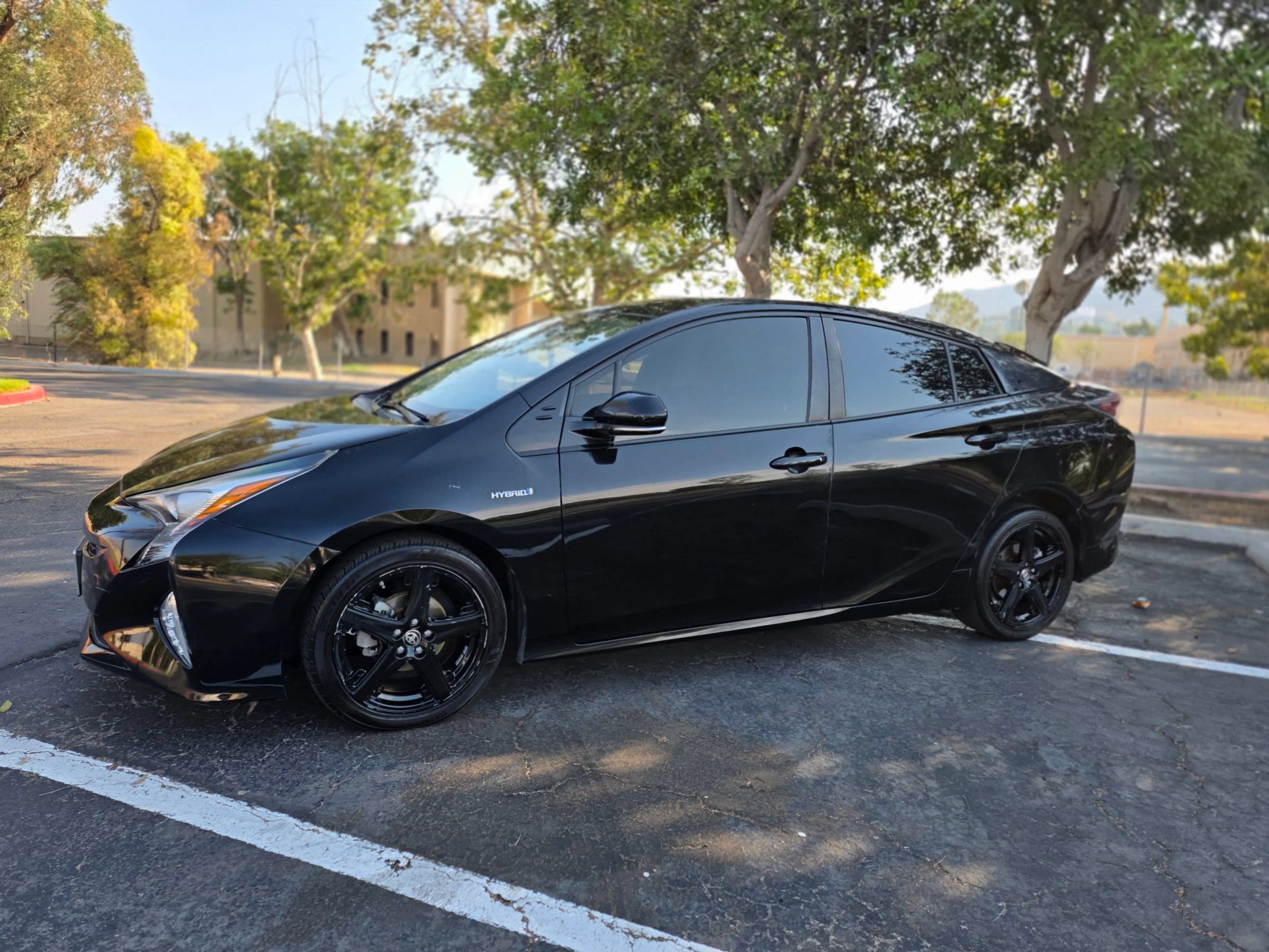 Used 2016 Toyota Prius Four Touring FWD image 36