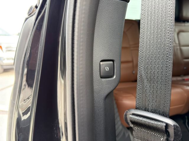 Used 2024 Lincoln Navigator Reserve w/ Monochromatic Package AWD/4WD image 12