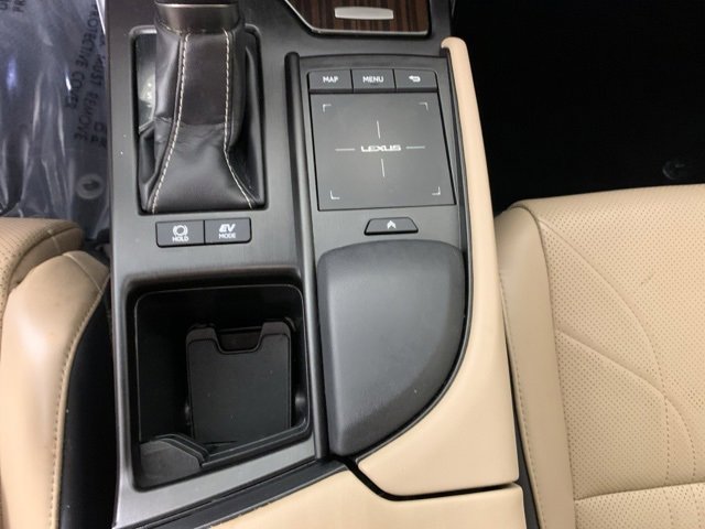 Used 2019 Lexus ES 300h image 30