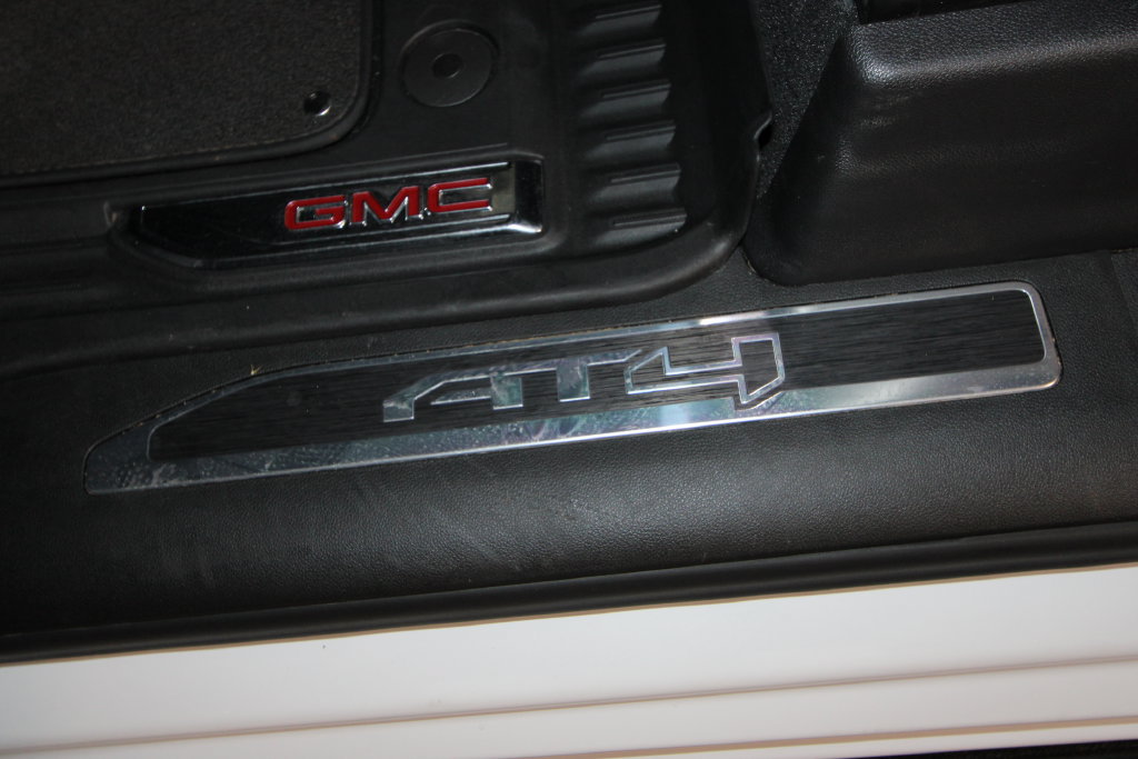 Used 2026 GMC Sierra 1500 AT4 w/ AT4 Premium Package AWD/4WD image 7
