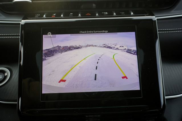 Used 2023 Jeep Grand Cherokee Altitude image 17