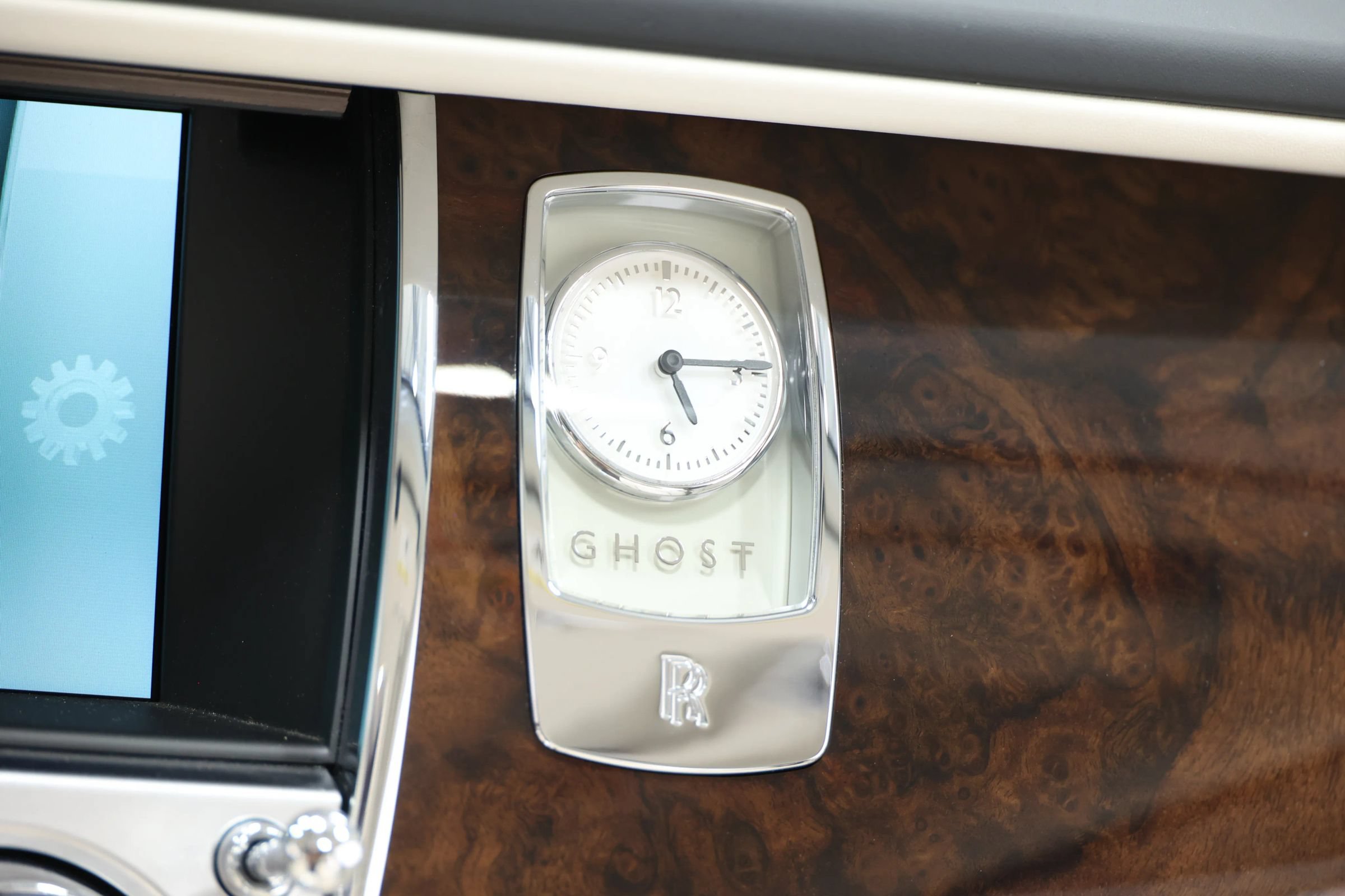 Used 2017 Rolls-Royce Ghost RWD image 47