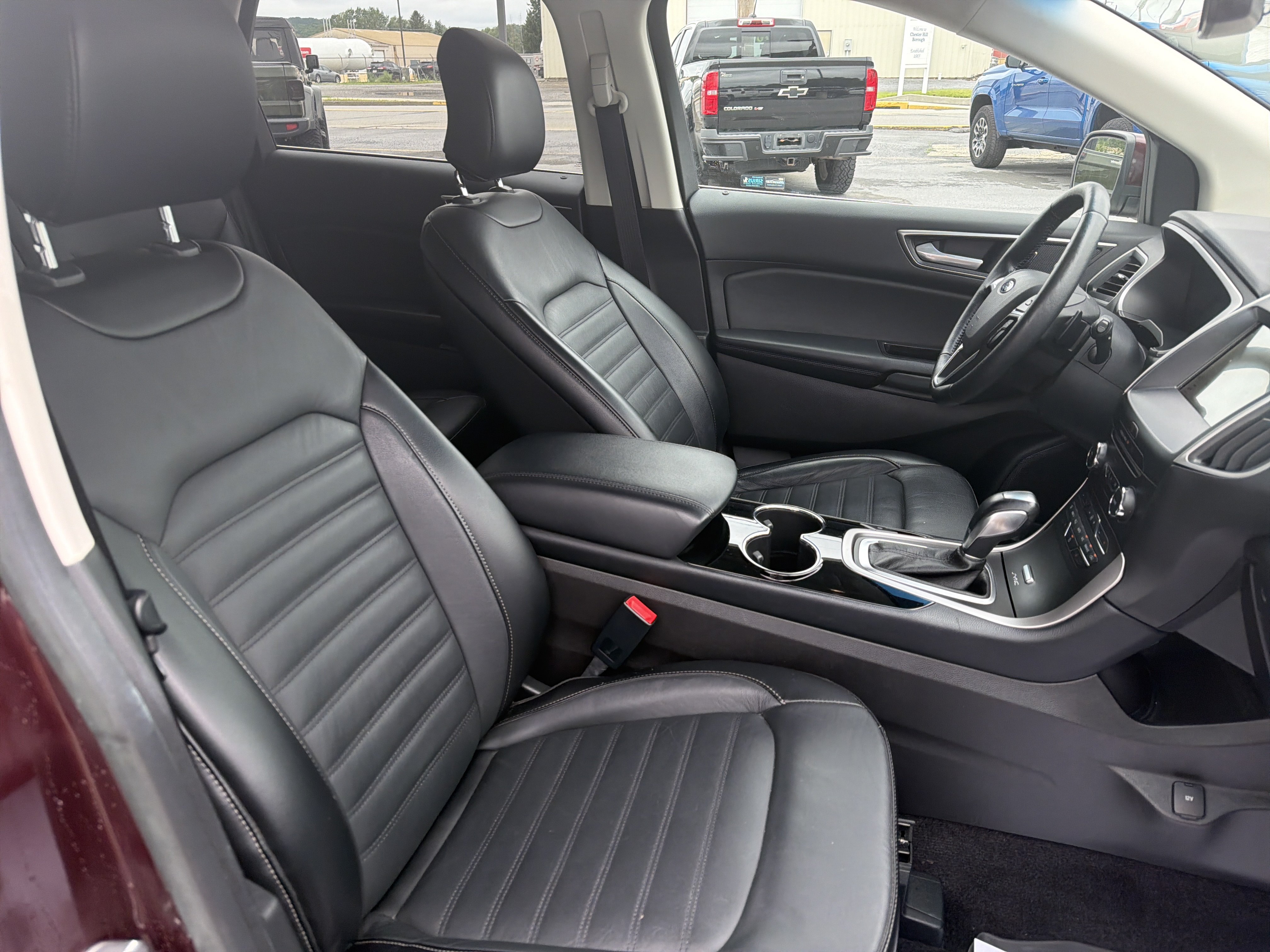 Used 2017 Ford Edge SEL w/ Equipment Group 201A AWD/4WD image 8