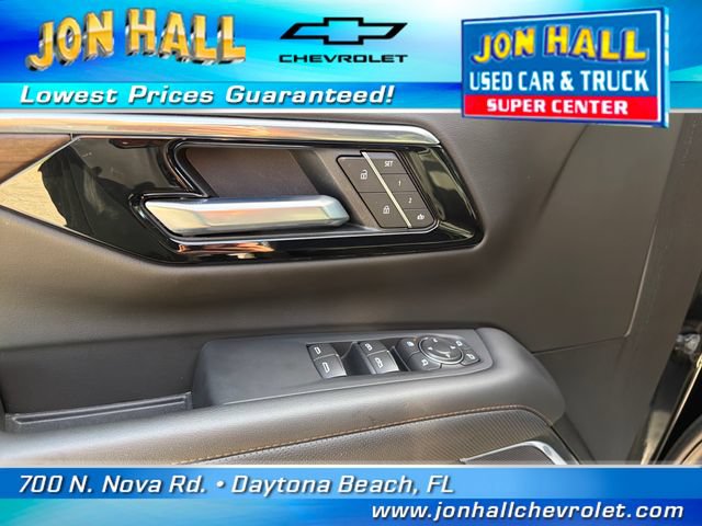 Used 2025 Chevrolet Tahoe High Country AWD/4WD image 26