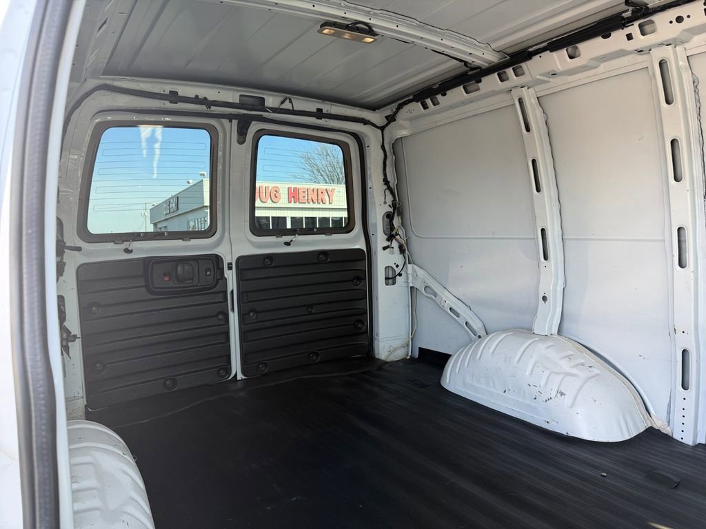 Used 2020 GMC Savana 2500 w/ Chrome Appearance Package image 22