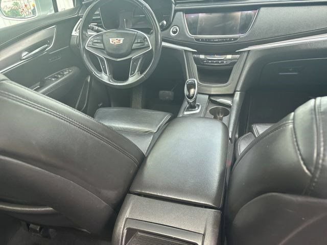 Used 2017 Cadillac XT5 Luxury AWD/4WD image 39