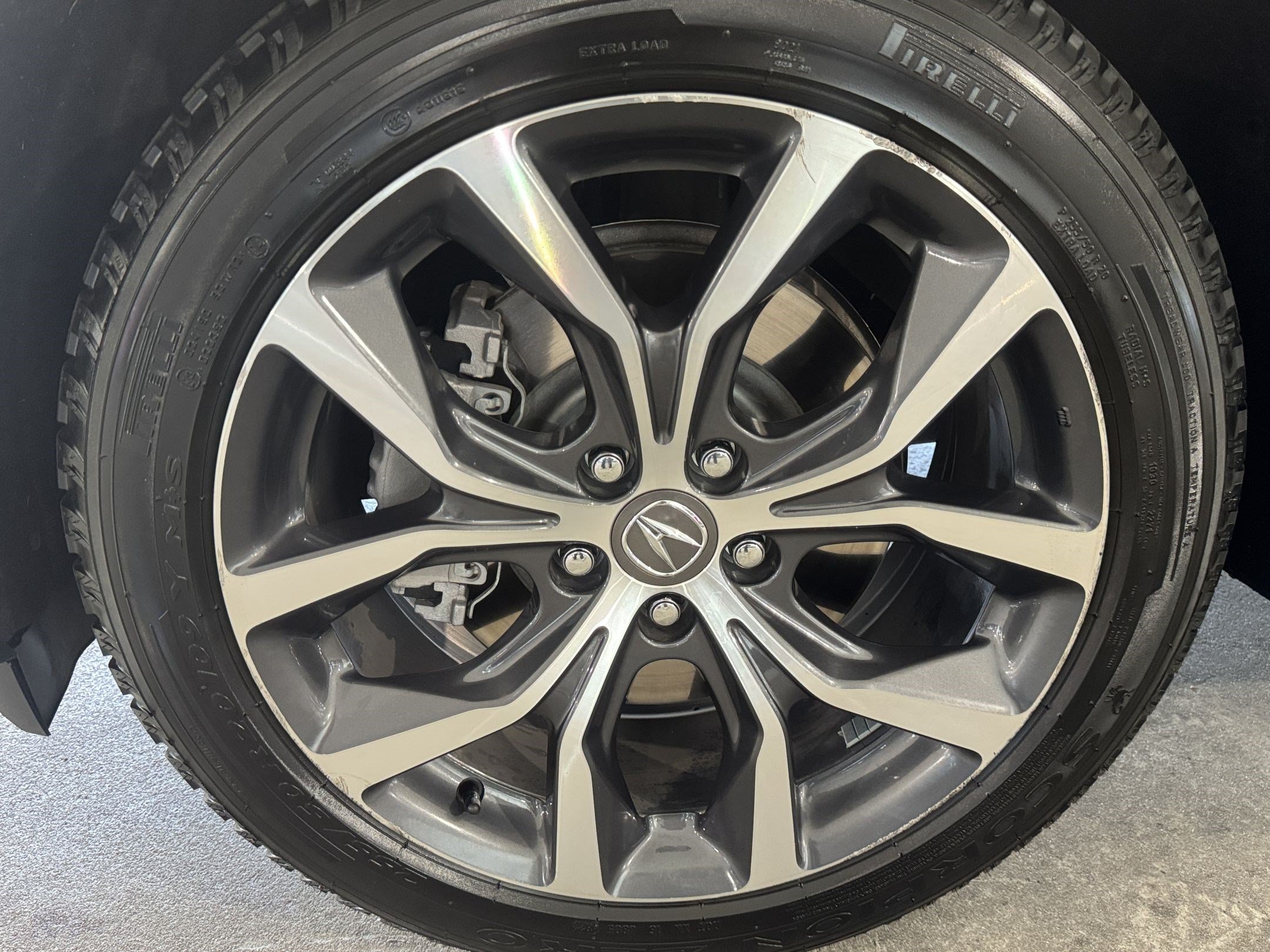 Used 2023 Acura MDX w/ Technology Package FWD image 9