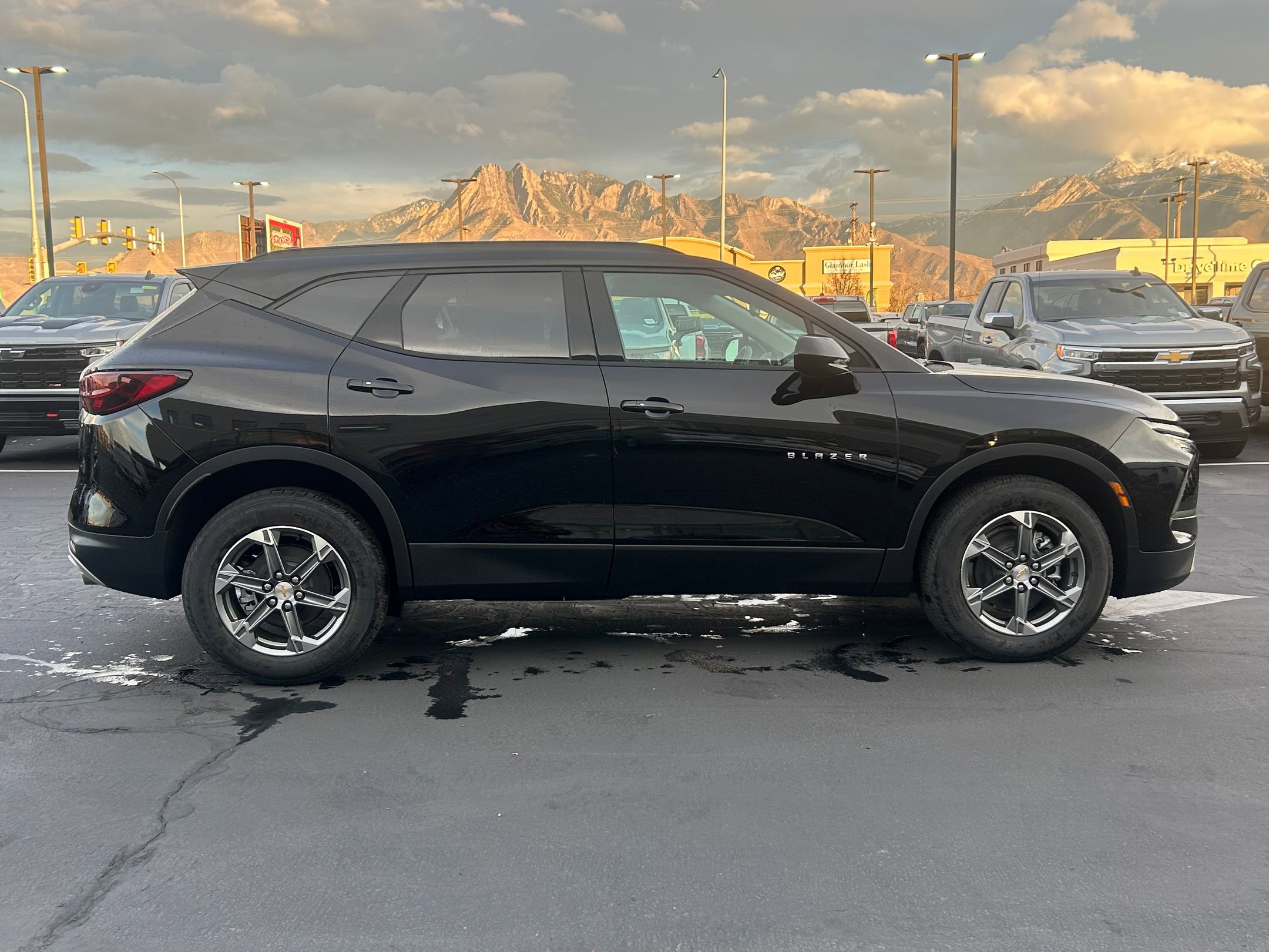New 2026 Chevrolet Blazer LT w/ Convenience Package AWD/4WD image 6