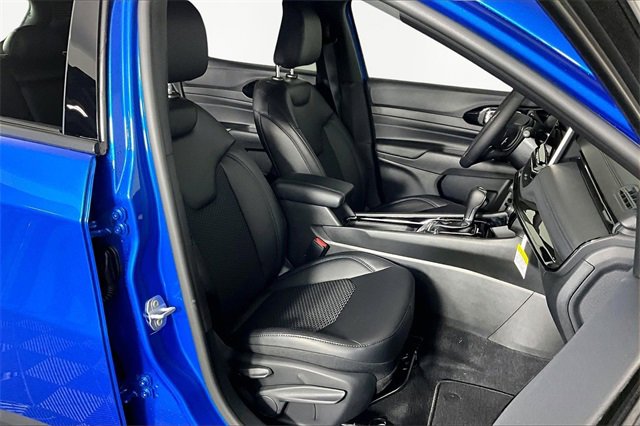 New 2026 Jeep Compass Latitude image 12