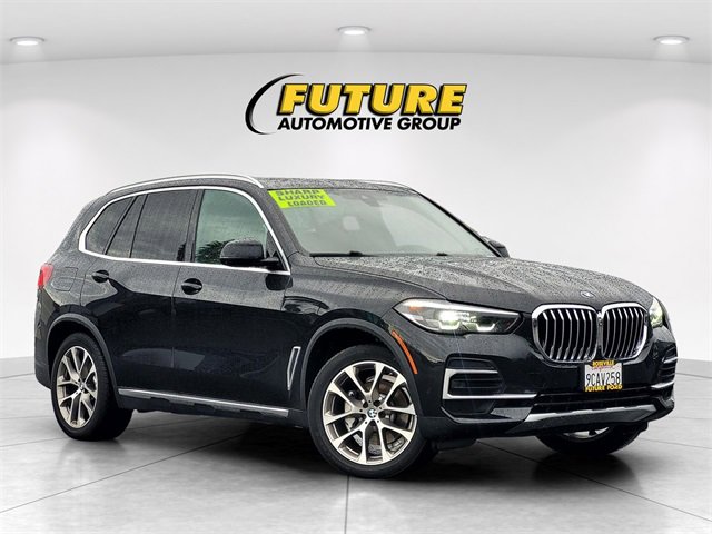 Used 2022 BMW X5 xDrive40i w/ Premium Package image 1