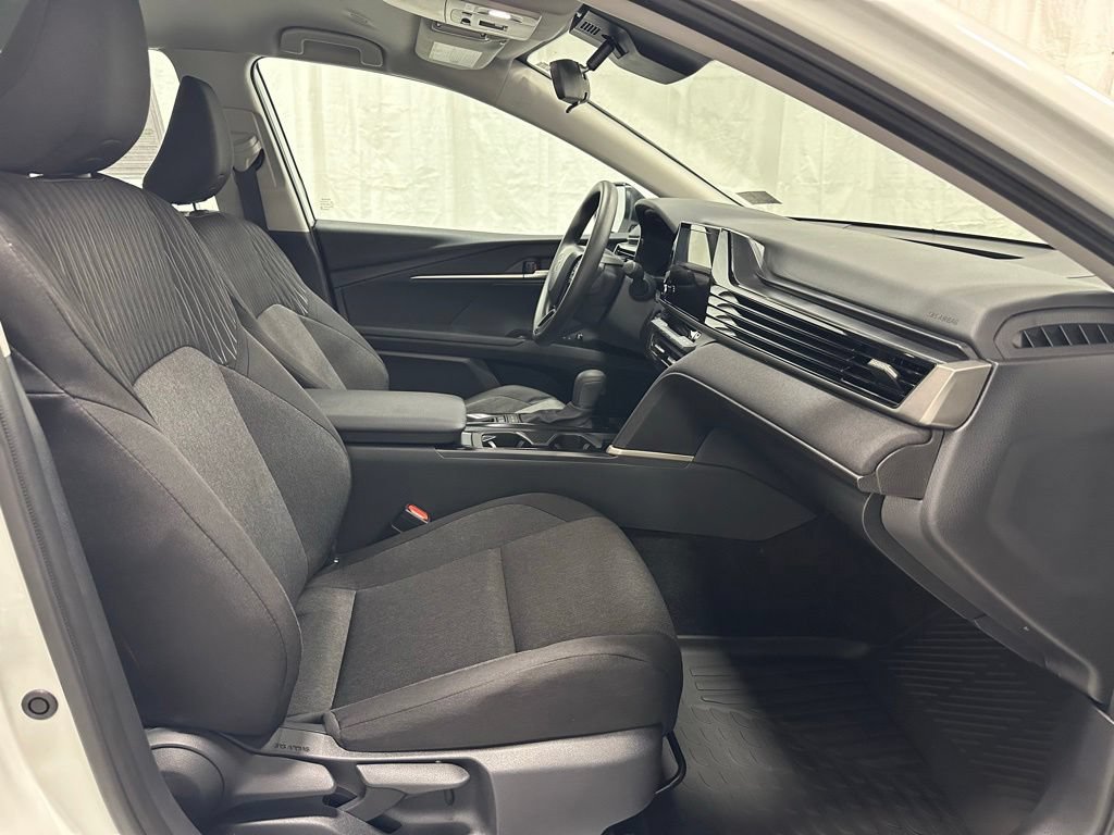Used 2026 Toyota Camry LE FWD image 61