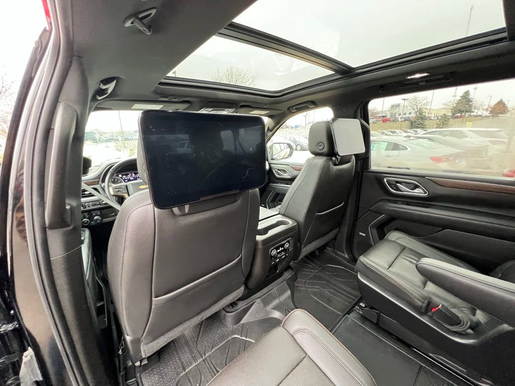 Used 2021 Chevrolet Suburban High Country w/ Premium Package 2 image 22