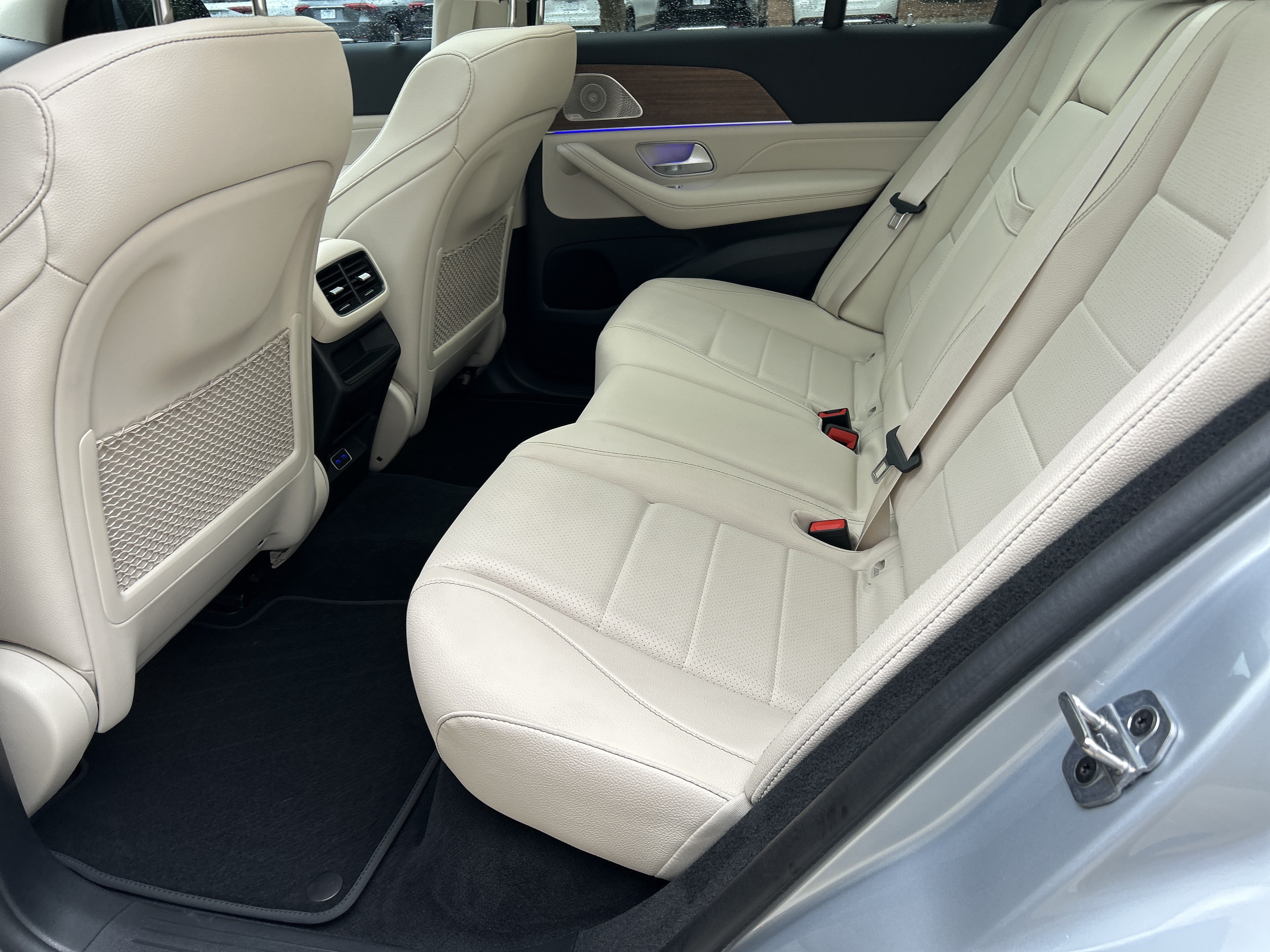 Certified 2025 Mercedes-Benz GLE 350 4MATIC w/ AMG Line Exterior image 39