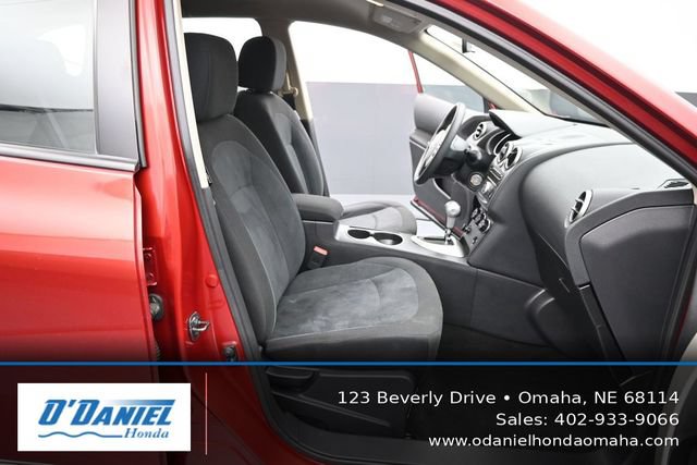Used 2011 Nissan Rogue S AWD/4WD image 38