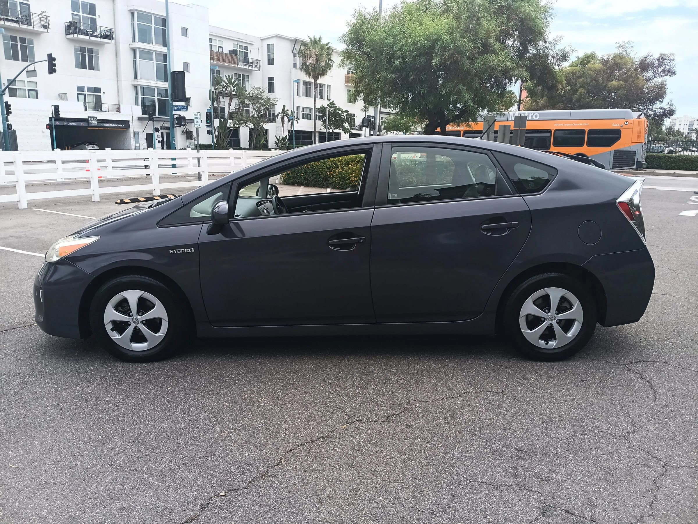 Used 2014 Toyota Prius Four FWD image 5
