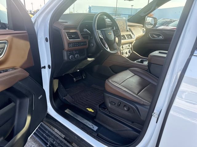 Used 2022 Chevrolet Suburban High Country image 28