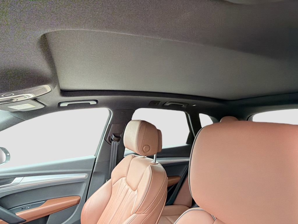 Used 2025 Audi Q5 2.0T Premium image 26