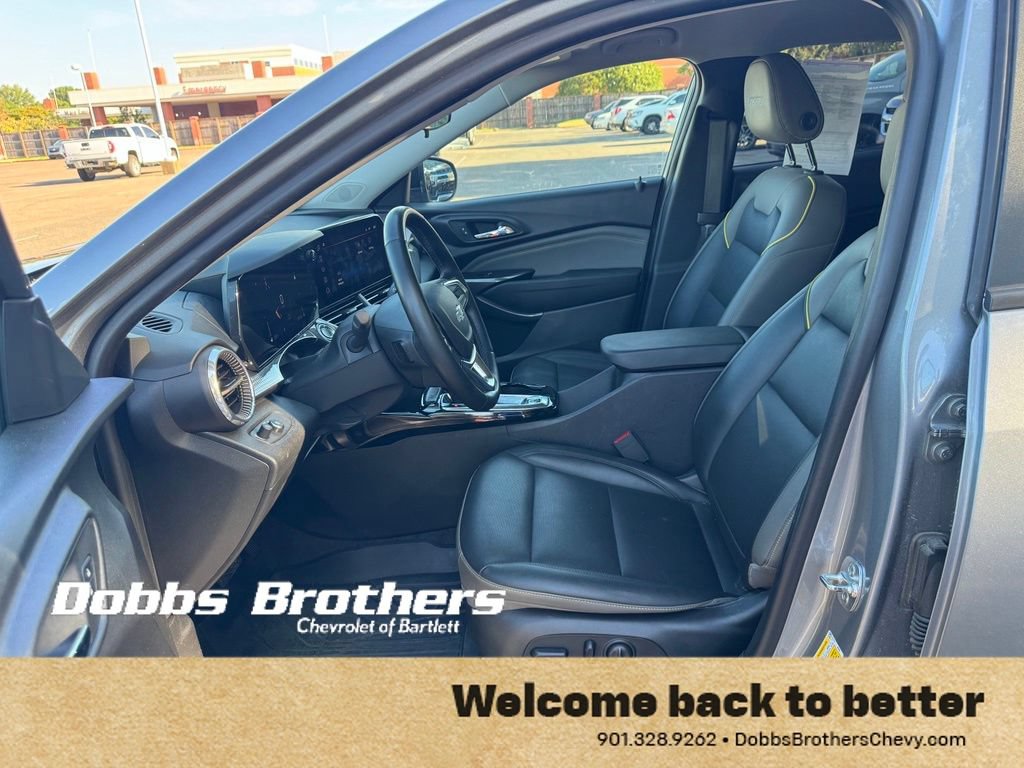 Used 2025 Chevrolet Trax ACTIV w/ Driver Confidence Package FWD image 12
