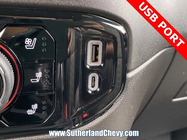 Certified 2025 Chevrolet Silverado 2500 ZR2 w/ Technology Package image 47