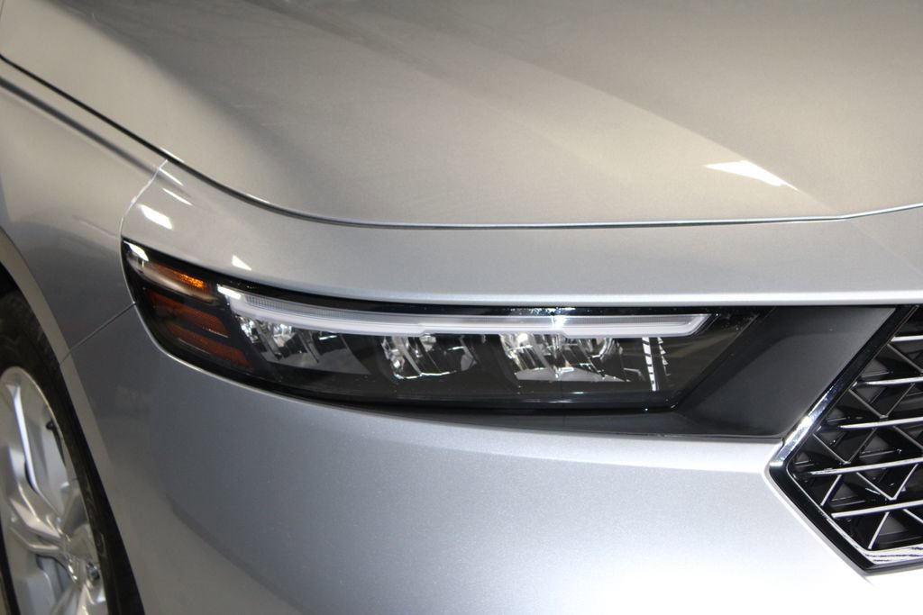 Used 2024 Honda Accord LX image 3