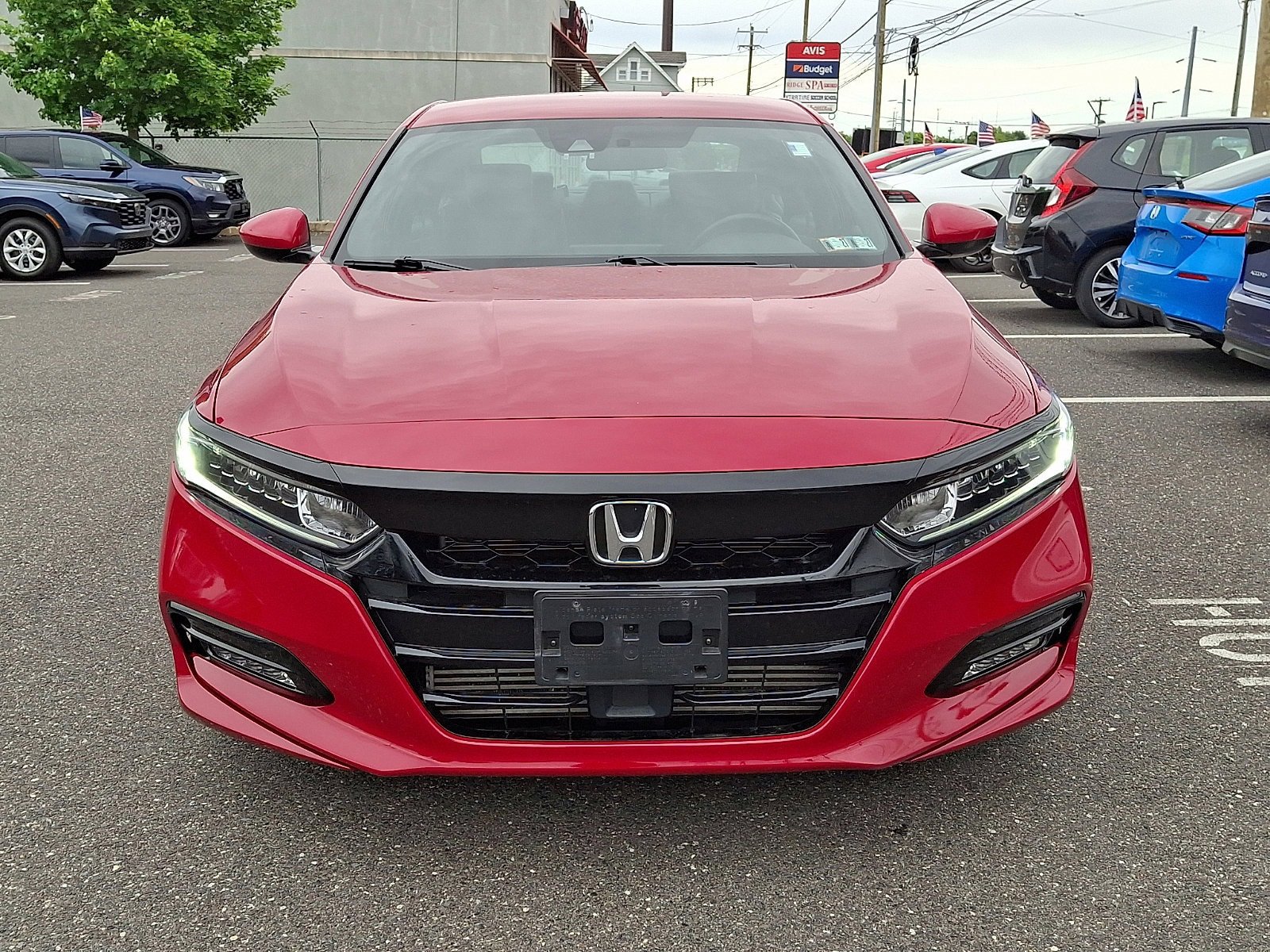 Used 2019 Honda Accord Sport image 2