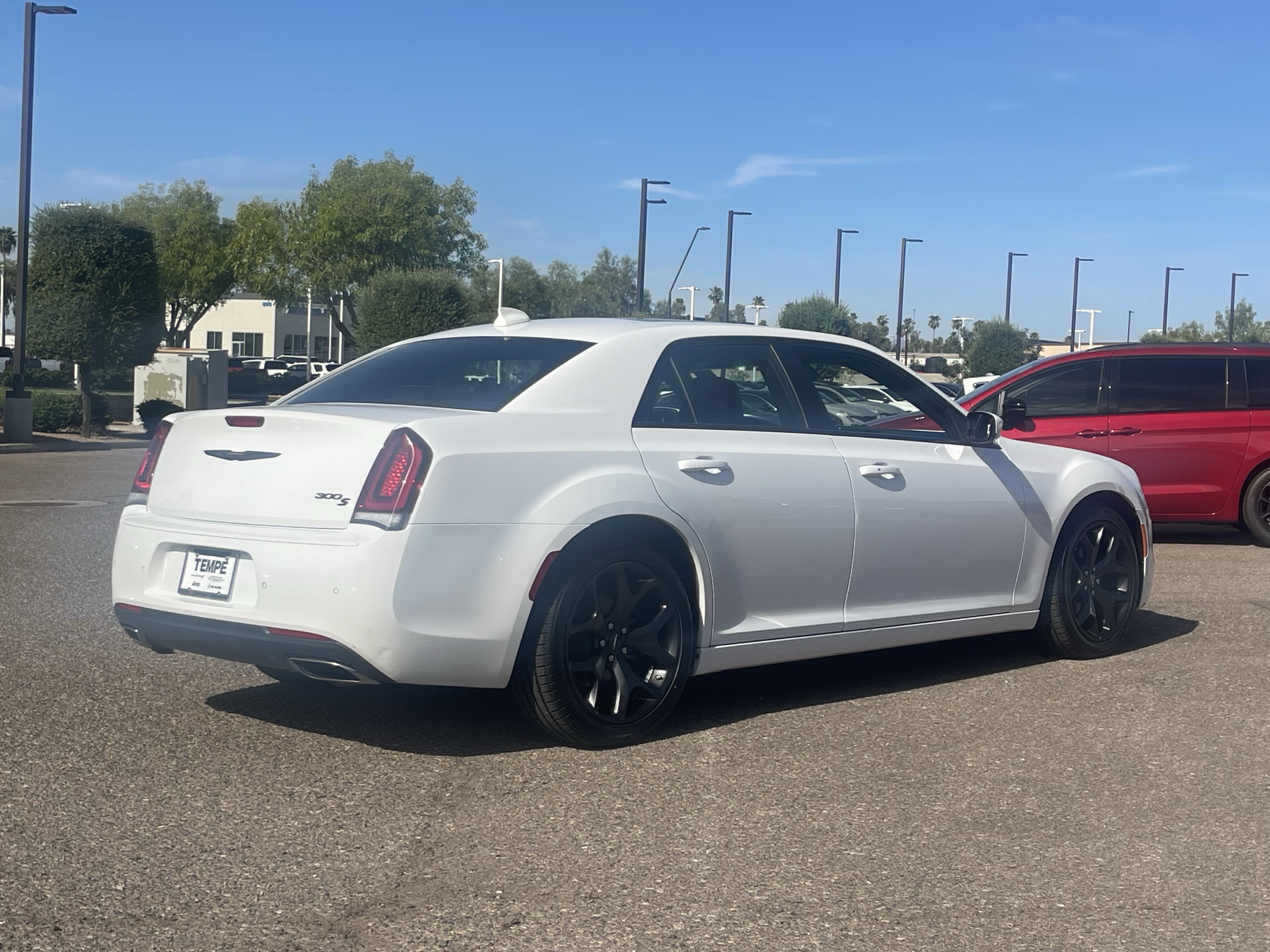 Used 2023 Chrysler 300 S RWD image 5