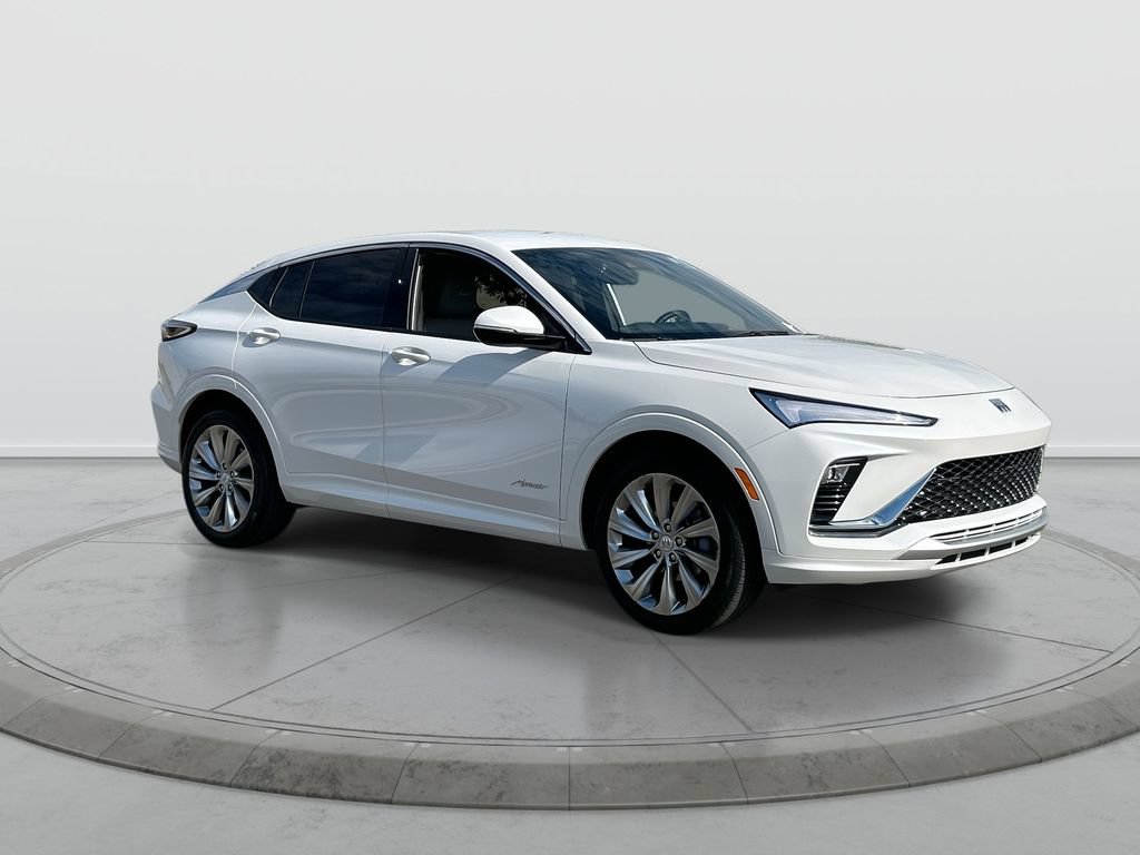 Used 2025 Buick Envista Preferred FWD image 2