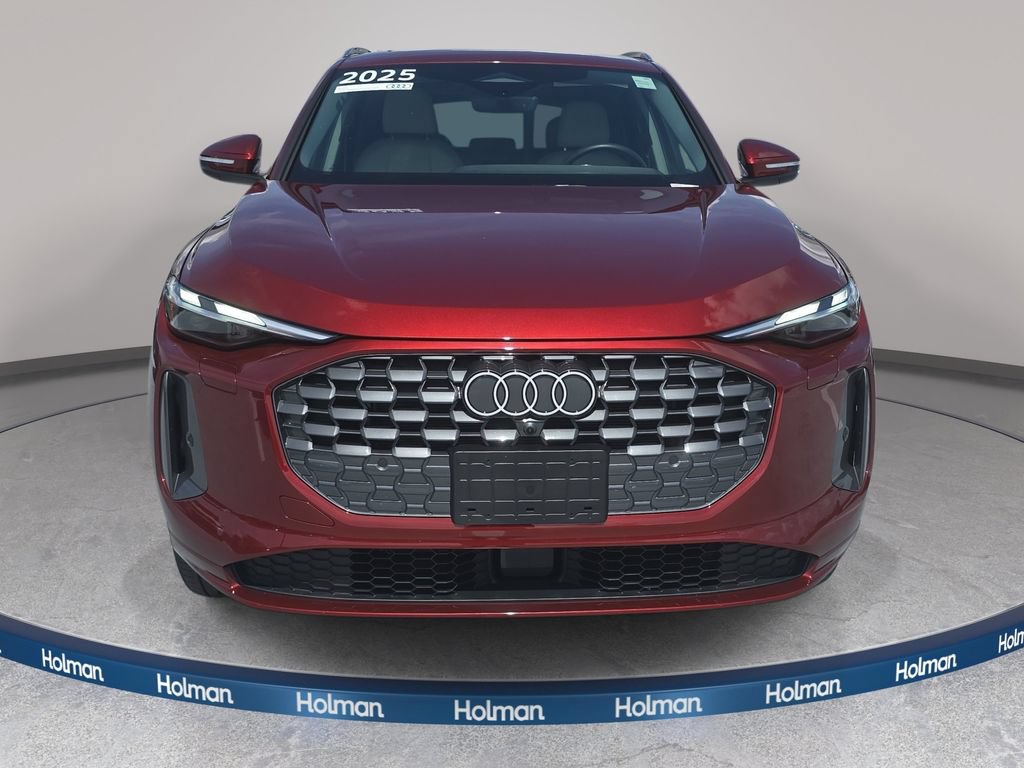 Certified 2025 Audi Q5 Premium w/ Convenience Package AWD/4WD image 2