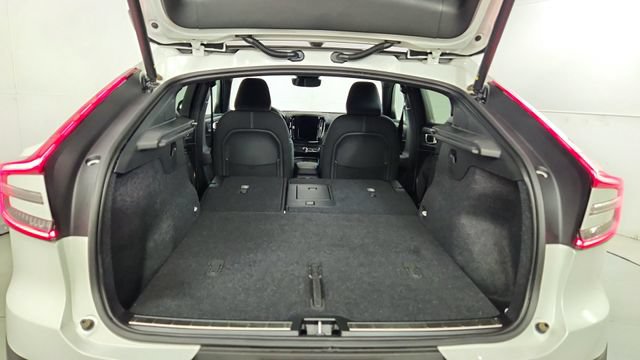 Certified 2023 Volvo C40 P8 Recharge Ultimate AWD/4WD image 41