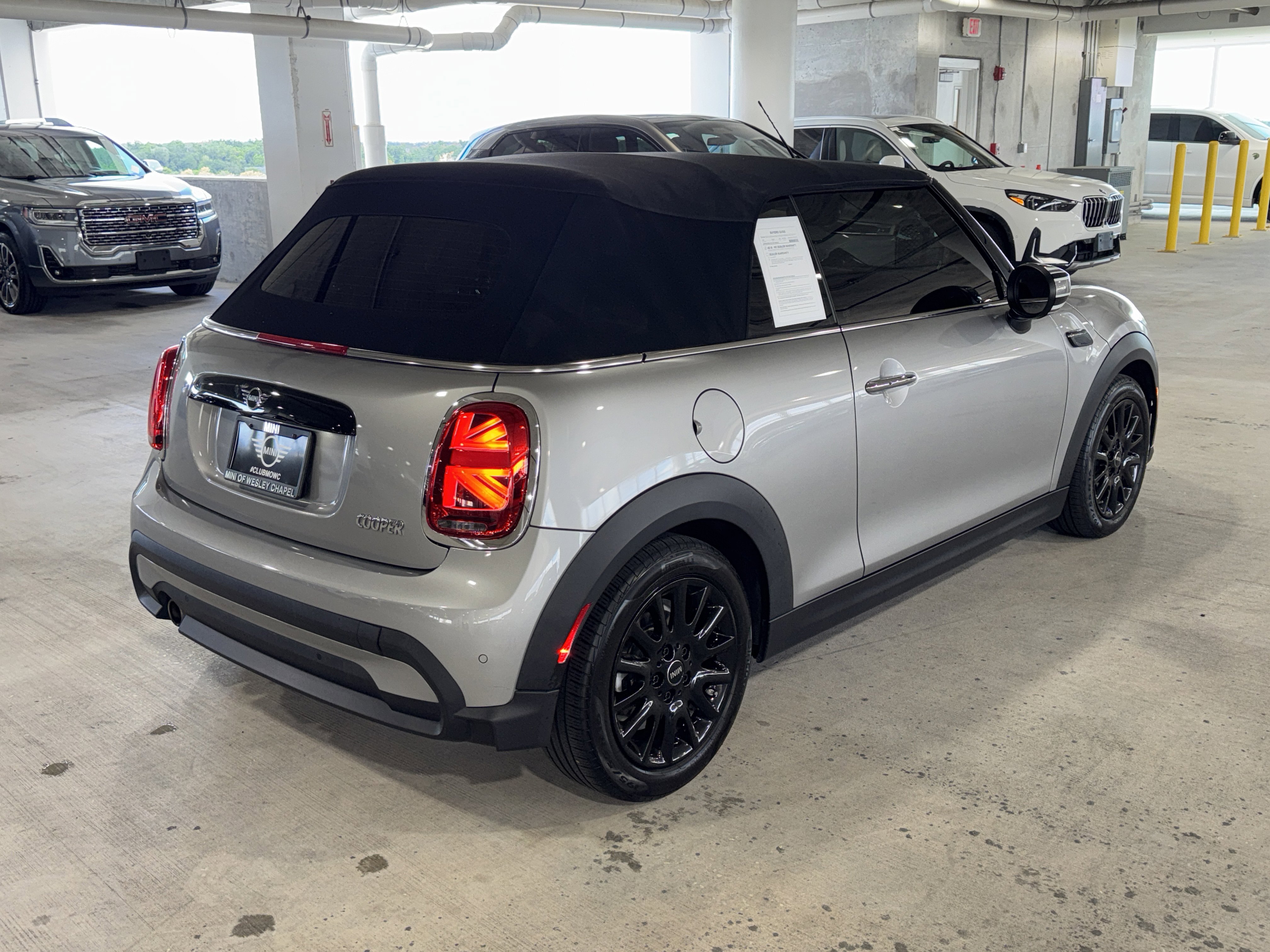 Used 2023 MINI Cooper Convertible FWD image 9