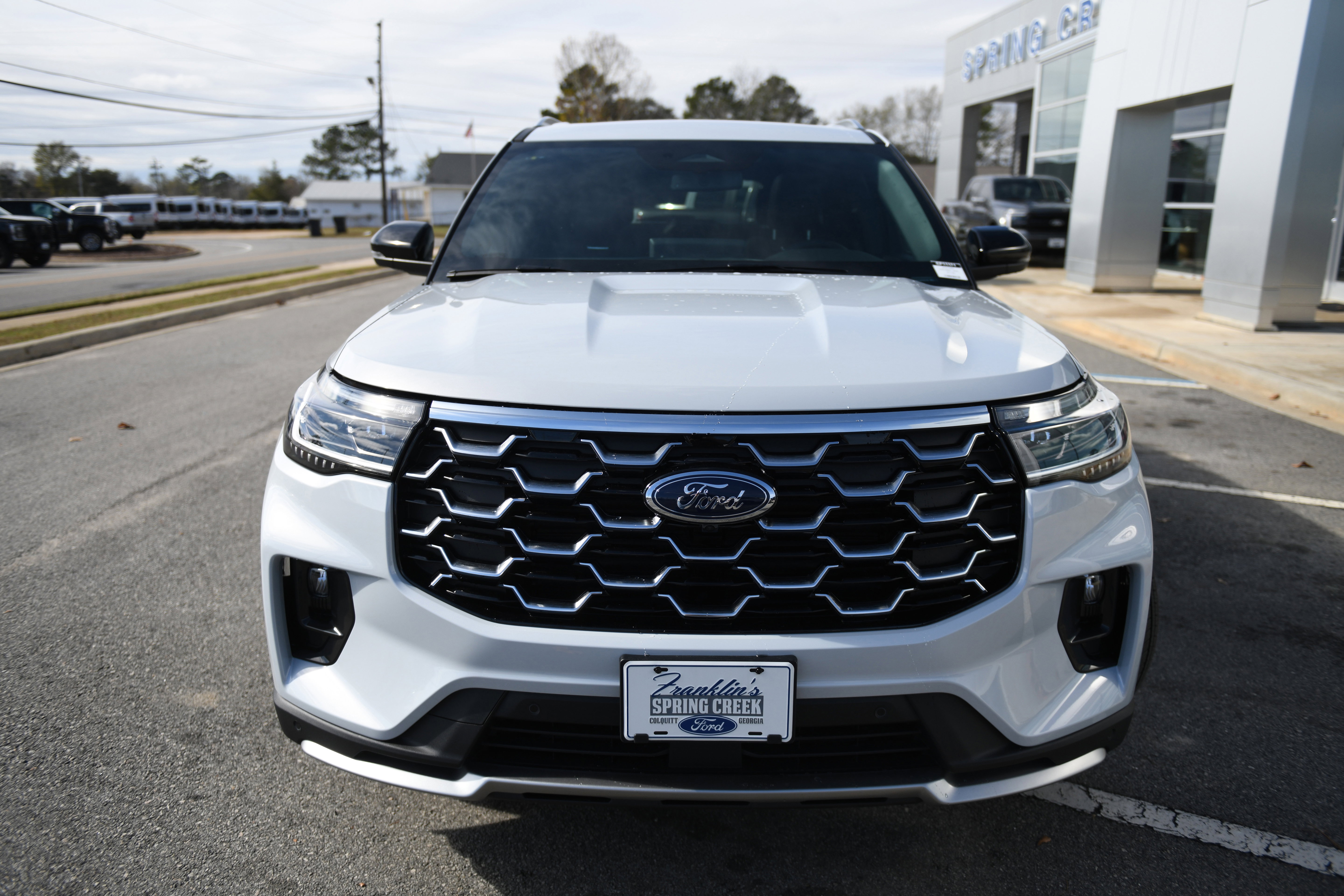 New 2026 Ford Explorer Platinum RWD image 5