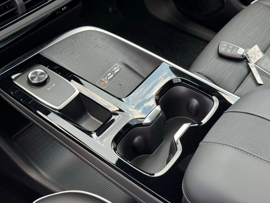 New 2025 Buick Enclave Sport Touring w/ Super Cruise Package image 30