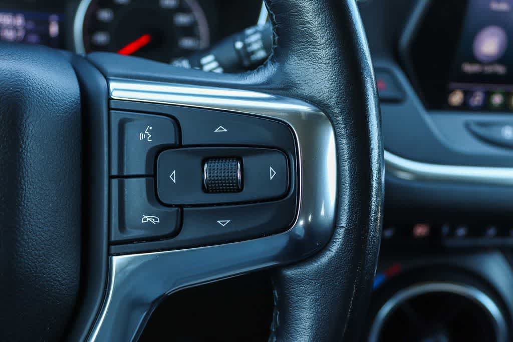 Used 2020 Chevrolet Blazer LT FWD image 23