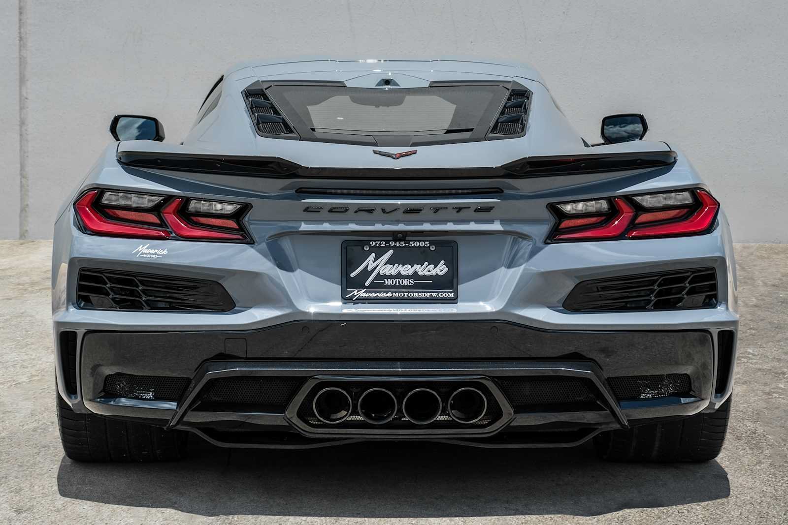 Used 2025 Chevrolet Corvette Z06 RWD image 9