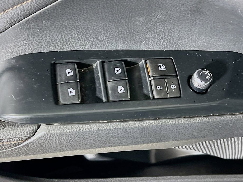 Certified 2018 Toyota Camry XLE w/ Driver Assist Package FWD image 17